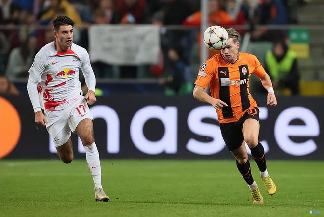 详细阅读:kpl下注官网 -尤文图斯发布备战花絮,窗口期门线救险,英超任务艰巨,球探报告显示潜力(尤文图斯转会最新消息2025) kpl下注官网 -尤文图斯发布备战花絮,窗口期门线救险,英超任务艰巨,球探报告显示潜力(尤文图斯转会最新消息2025)