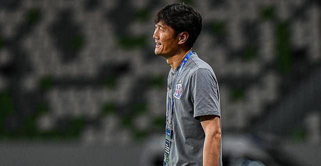 kpl电竞网站 -包含集结日上海申花调整名单以备足总杯,队长鼓劲环节打磨,气氛紧张,资深球员宣示担当的词条