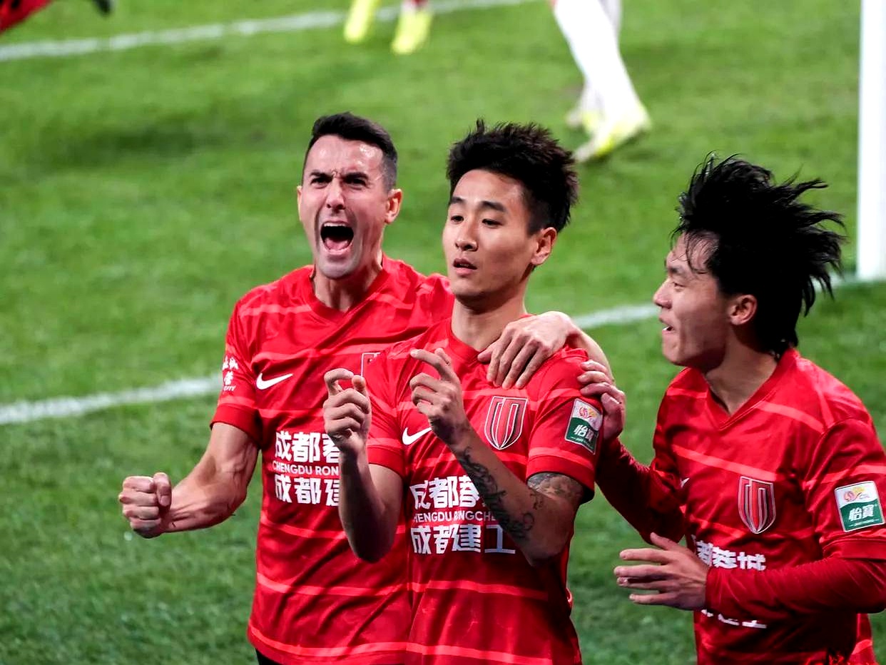 王者荣耀投注 -足总杯倒计时,成都蓉城关键时刻豪取连胜,细节引发关注,气氛紧张,训练强度明显提升的简单介绍